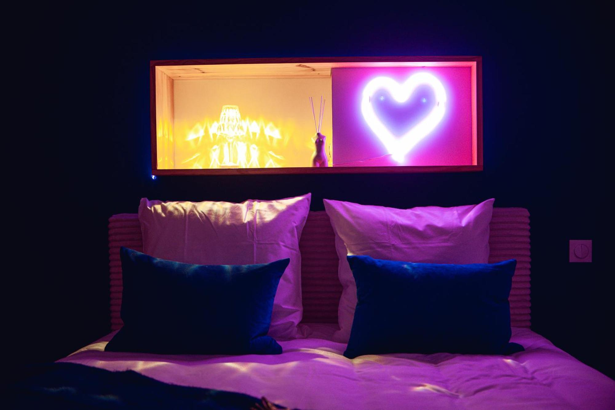 French Klss - Love Room By Prim0 C0Nciergerie Clermont-Ferrand Esterno foto
